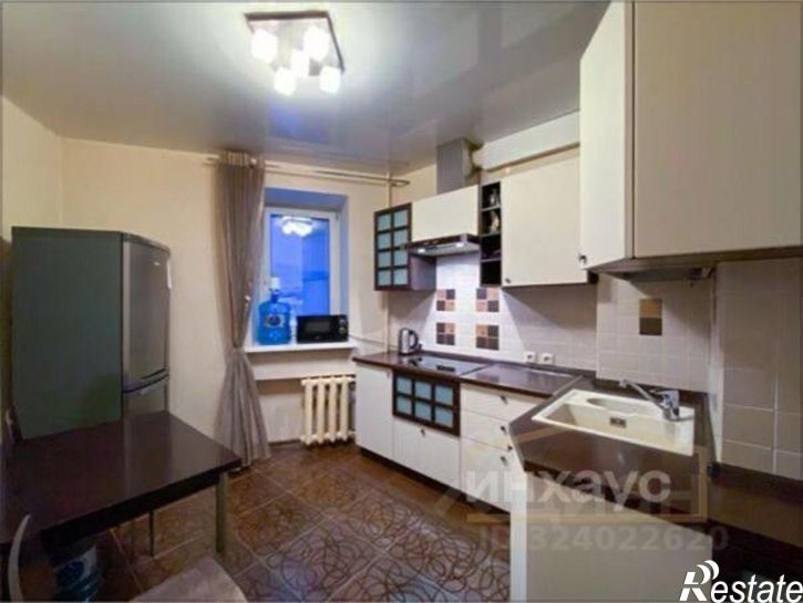 2-комн квартира улица Попова, 21,  д. 21