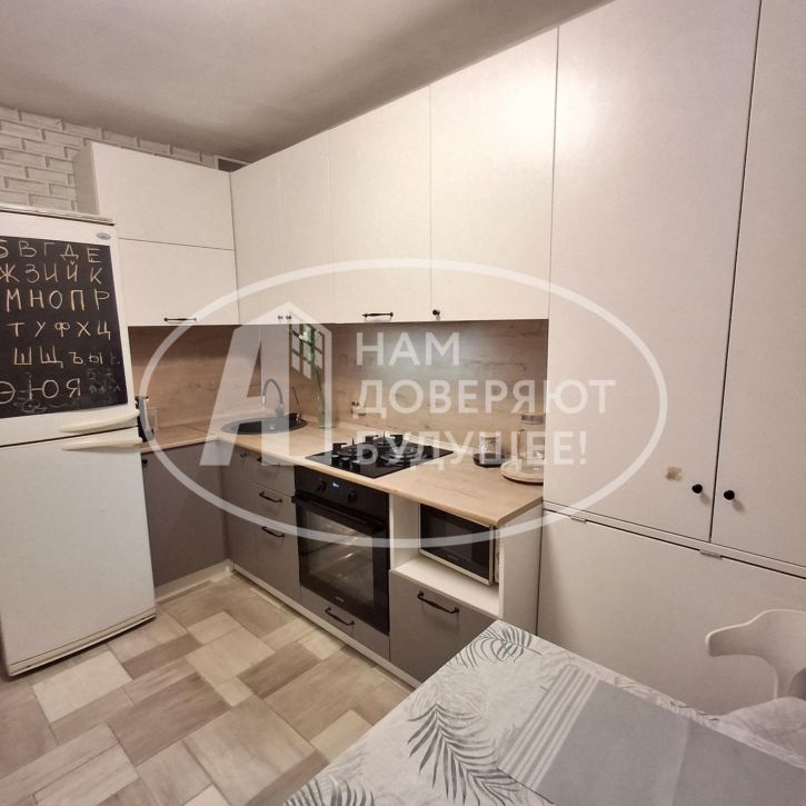 2-комн квартира Глазовская улица, 1