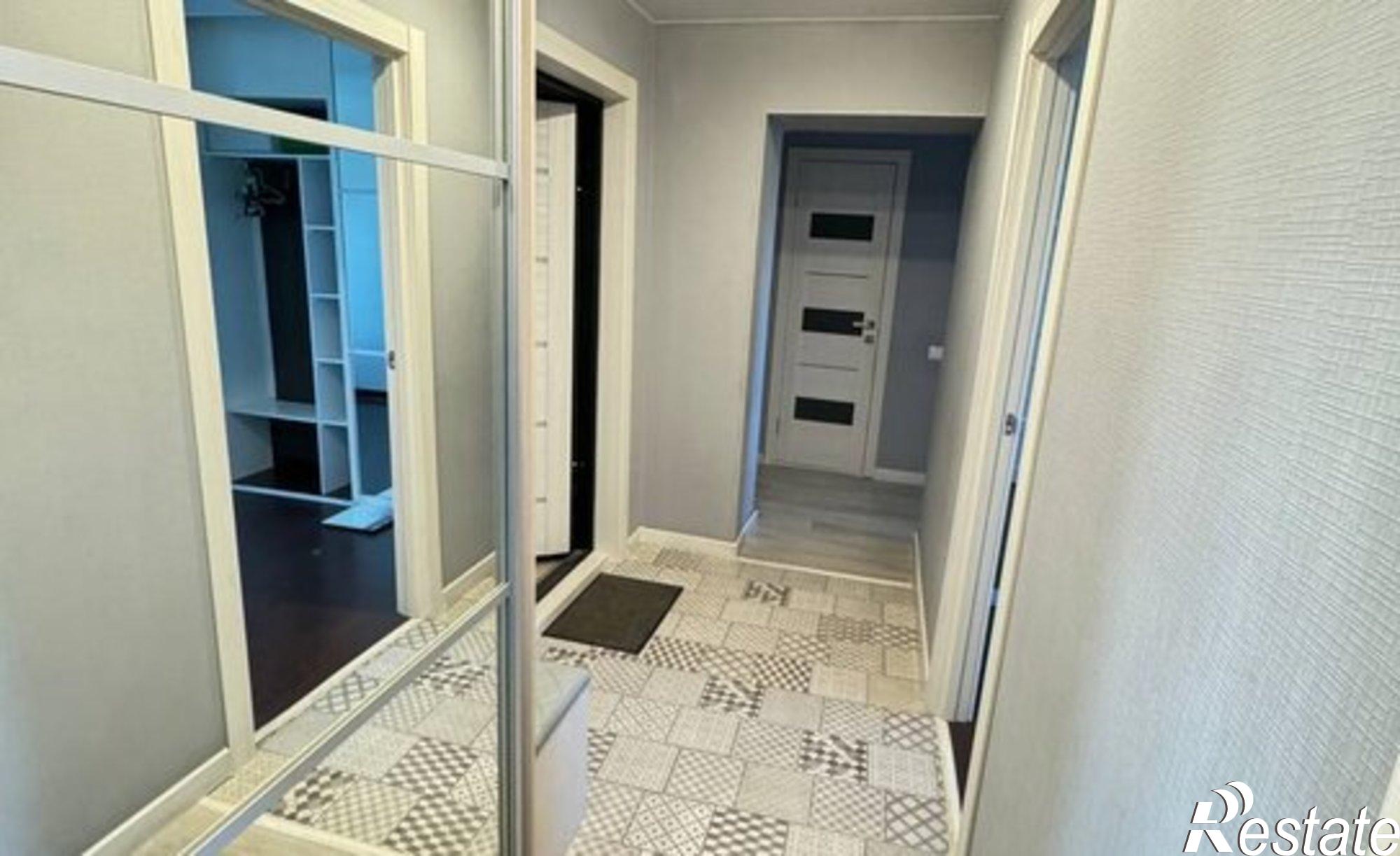 Купить квартиру за 8 100 000 рублей на Стахановская улица, 29