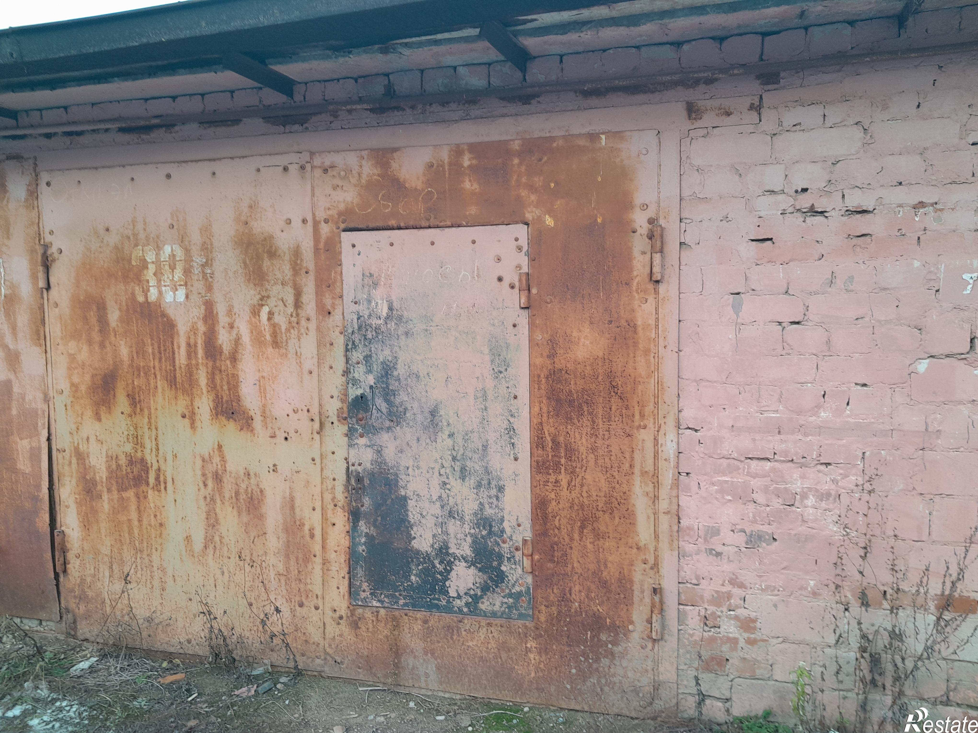 Купить гараж, место в паркинге за 450 000 рублей на Степана Разина