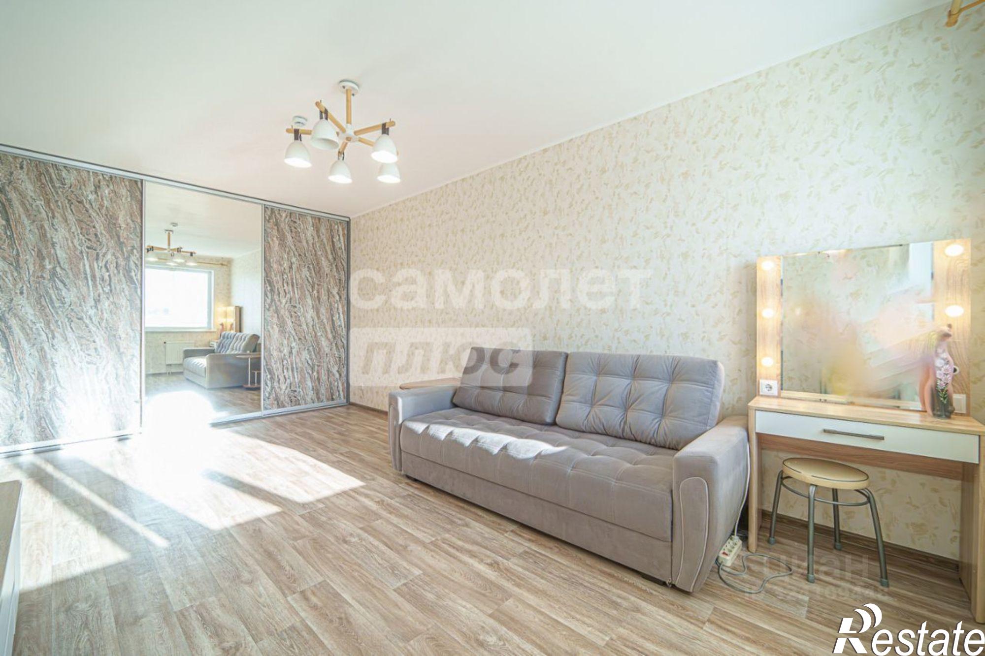 Купить квартиру за 8 690 000 рублей на улица Окулова, 62