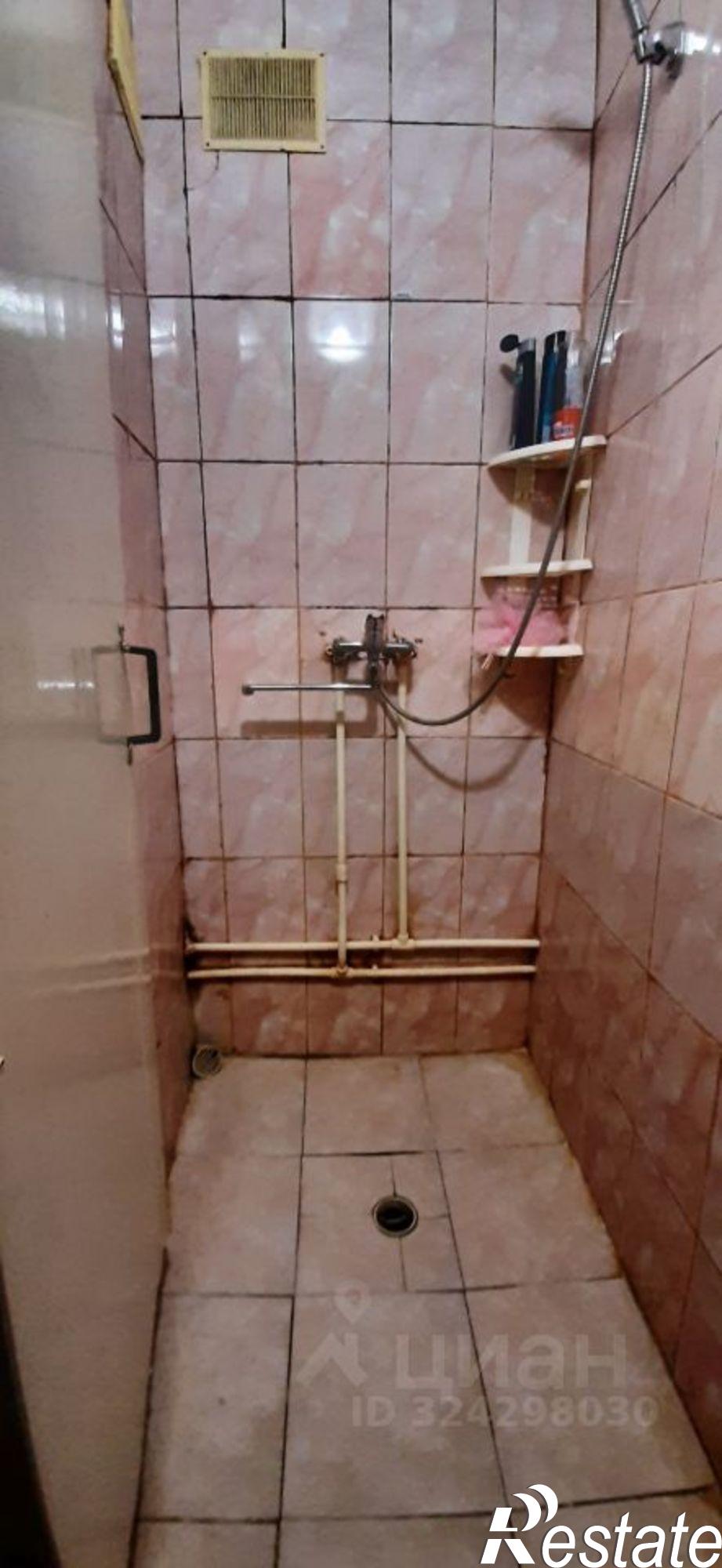 Купить комнату за 1 060 000 рублей на ул Комбайнеров, 34