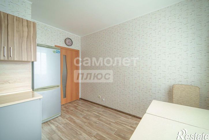 2-комн квартира улица Окулова, 62,  д. 62