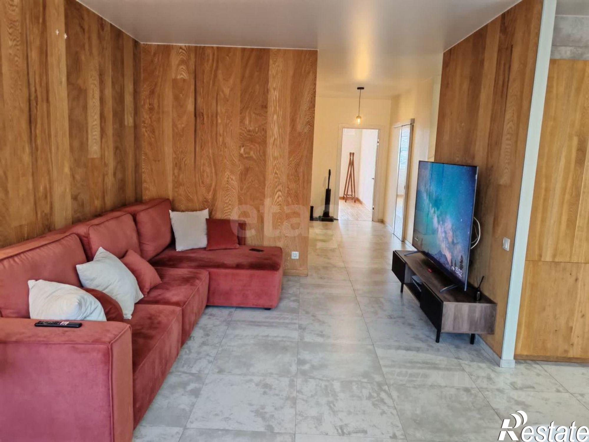 Сдать квартиру за 125 000 рублей на улица Плеханова, 12