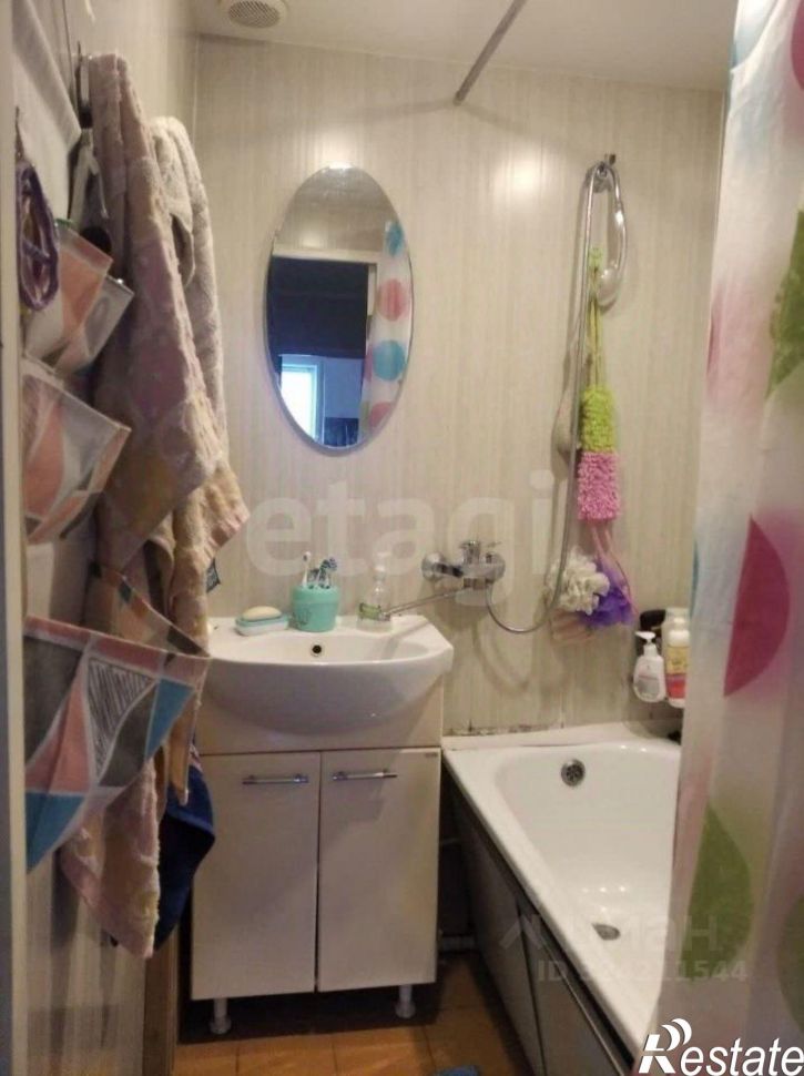 3-комн квартира улица Строителей, 12,  д. 12