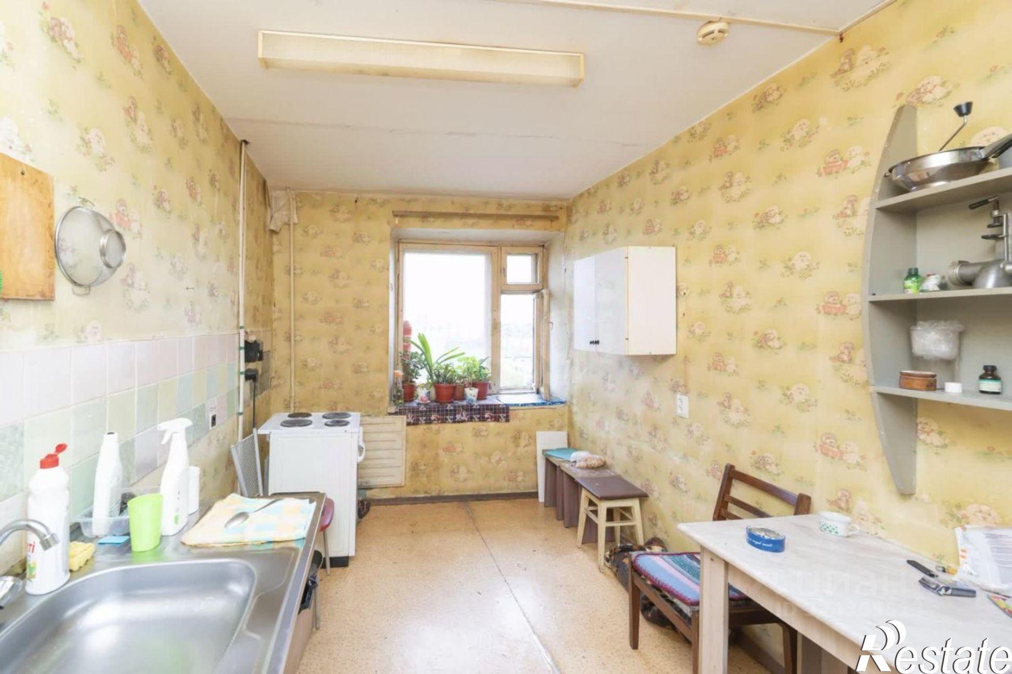 Купить комнату за 2 050 000 рублей на Подлесная улица, 13