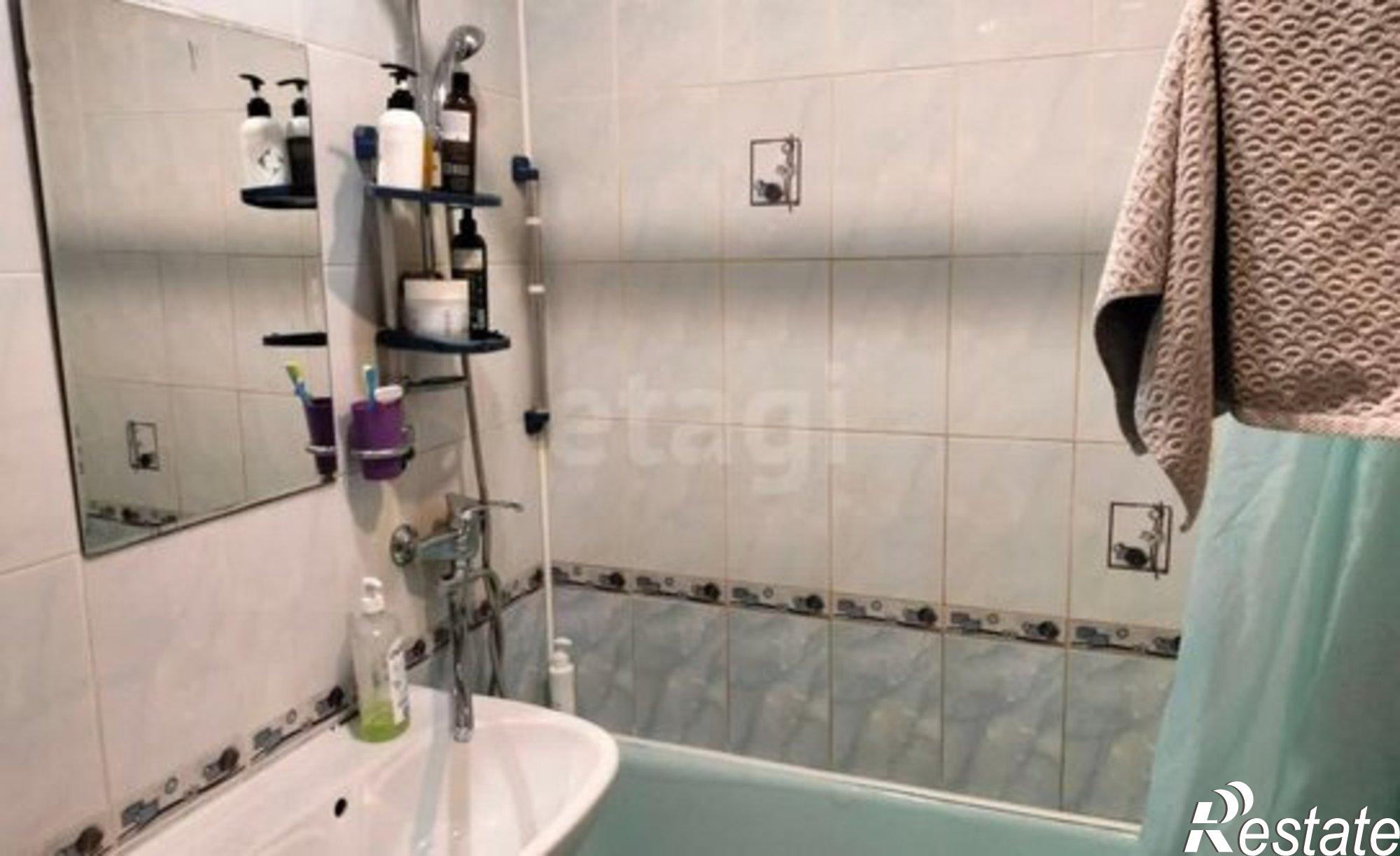 Купить квартиру за 5 000 000 рублей на Петропавловская улица, 97