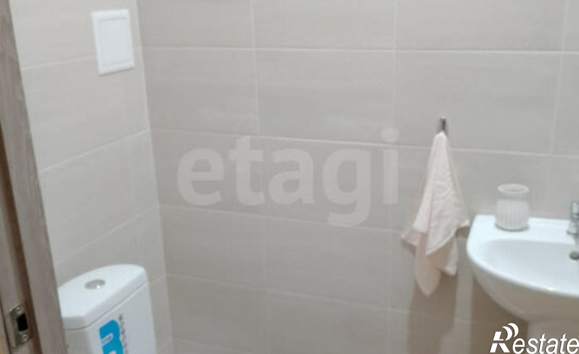 Купить квартиру за 9 405 000 рублей на ул Серебристая, 5