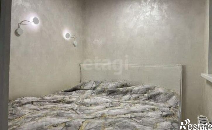 2-комн квартира ул Революции, 24,  д. 24