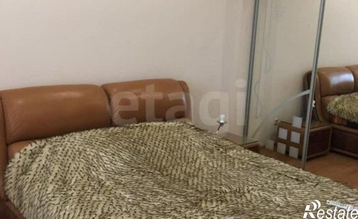 2-комн квартира улица Максима Горького, 60,  д. 60