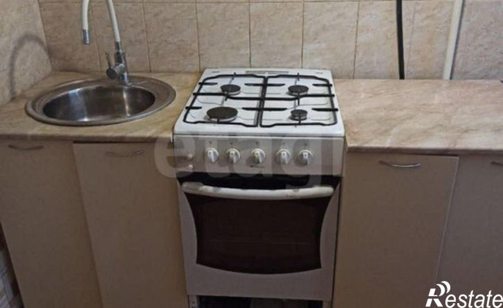 2-комн квартира улица Луговского, 140,  д. 140