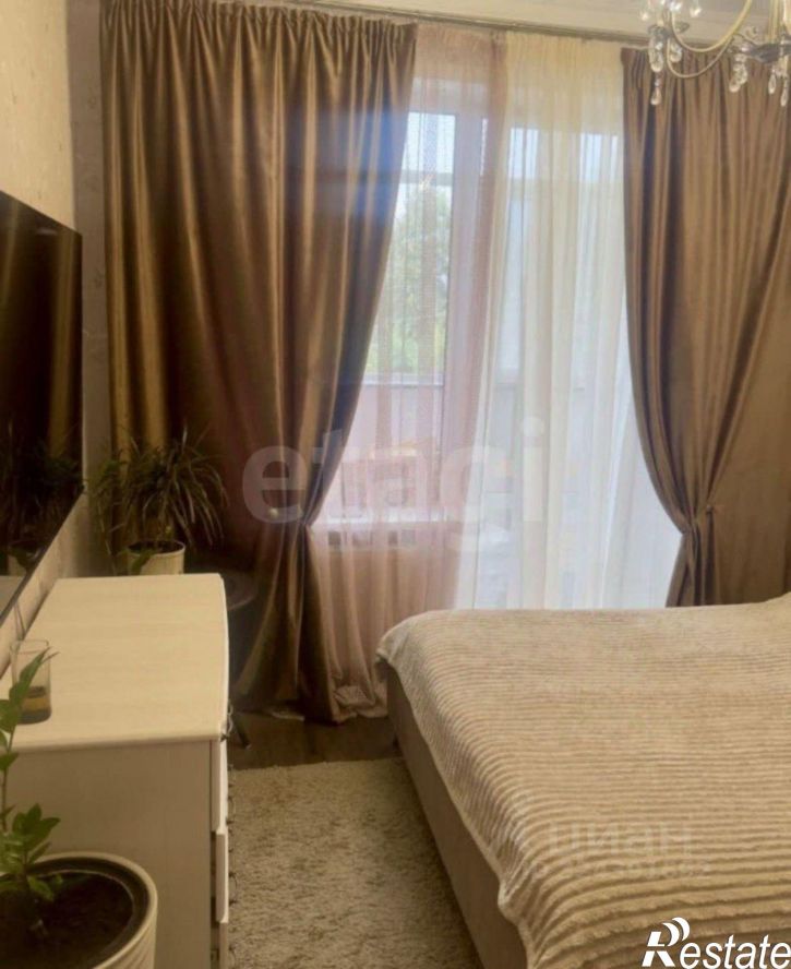 2-комн квартира ул Фрезеровщиков, 86,  д. 86