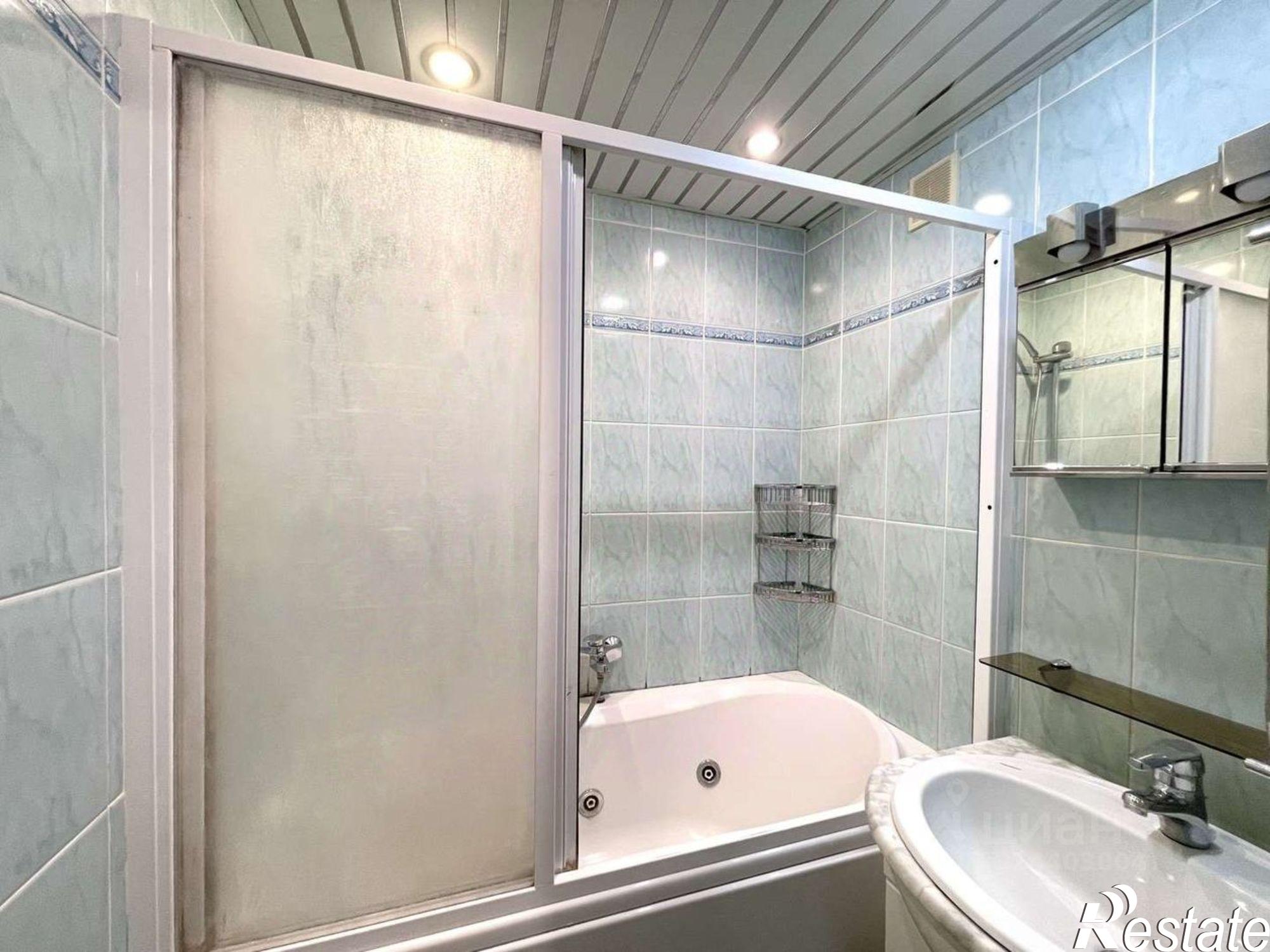 Сдать квартиру за 38 000 рублей на ул Героев Хасана, 159