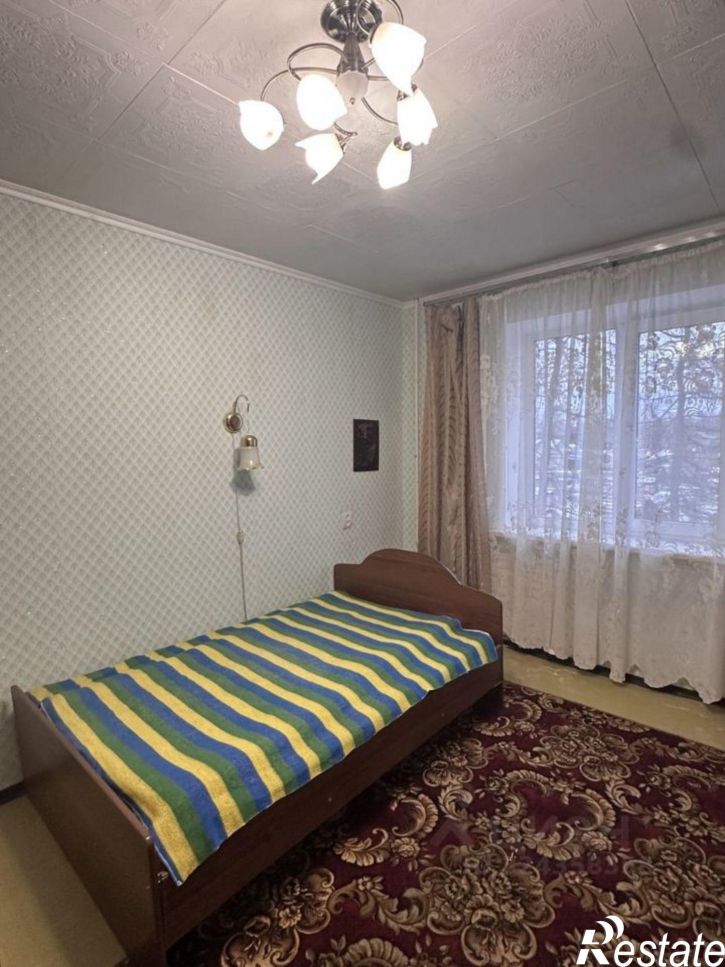 3-комн квартира ул Лаврова, 18/2,  д. 18/2