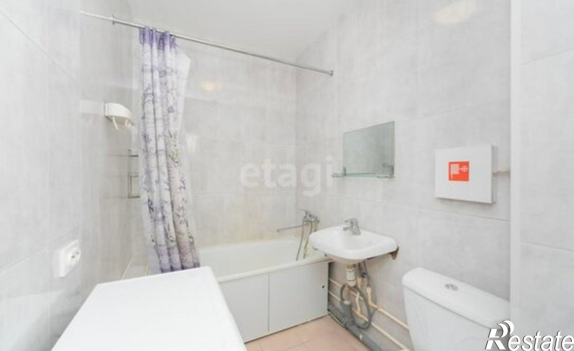 Купить квартиру за 5 200 000 рублей на Холмогорская улица, 4В