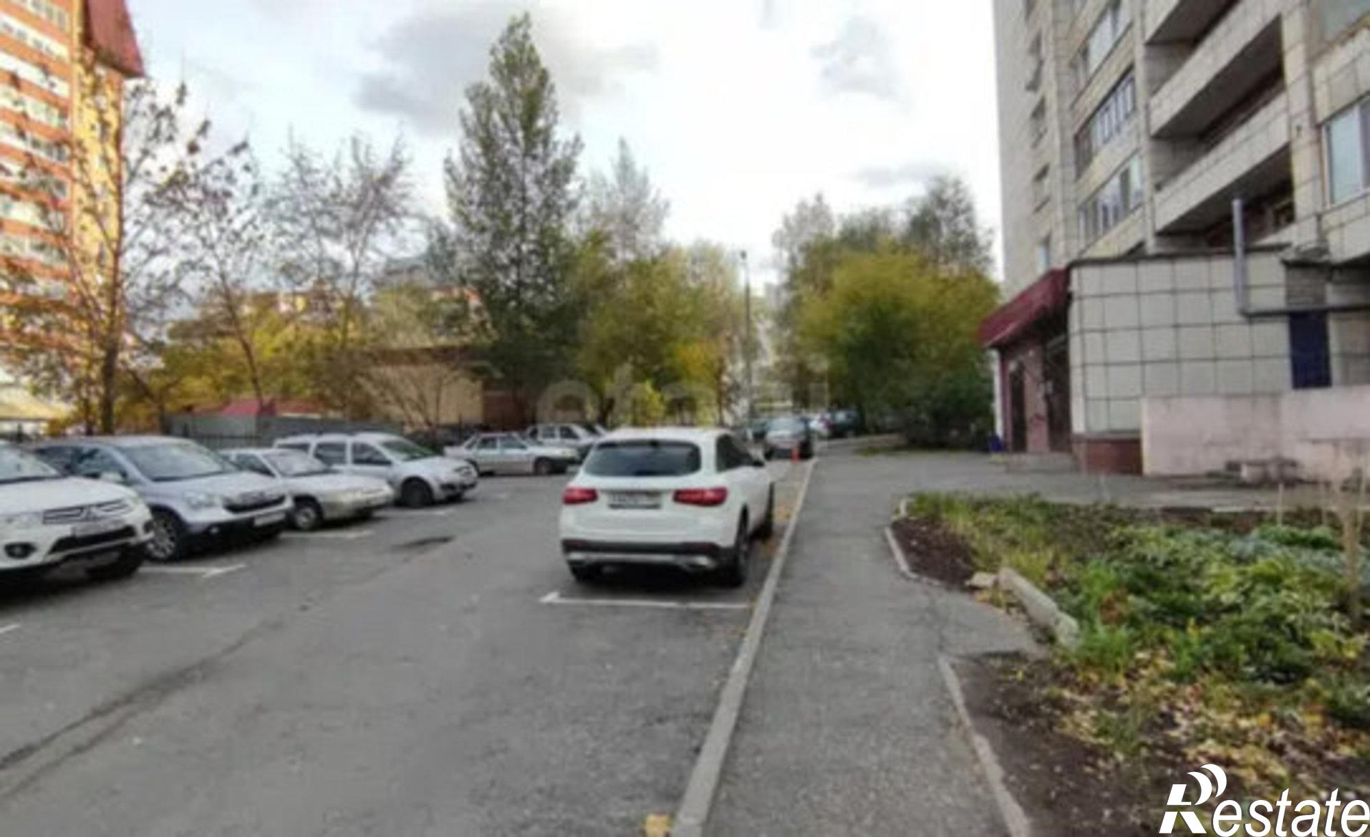 Купить квартиру за 5 800 000 рублей на улица Крисанова, 26А