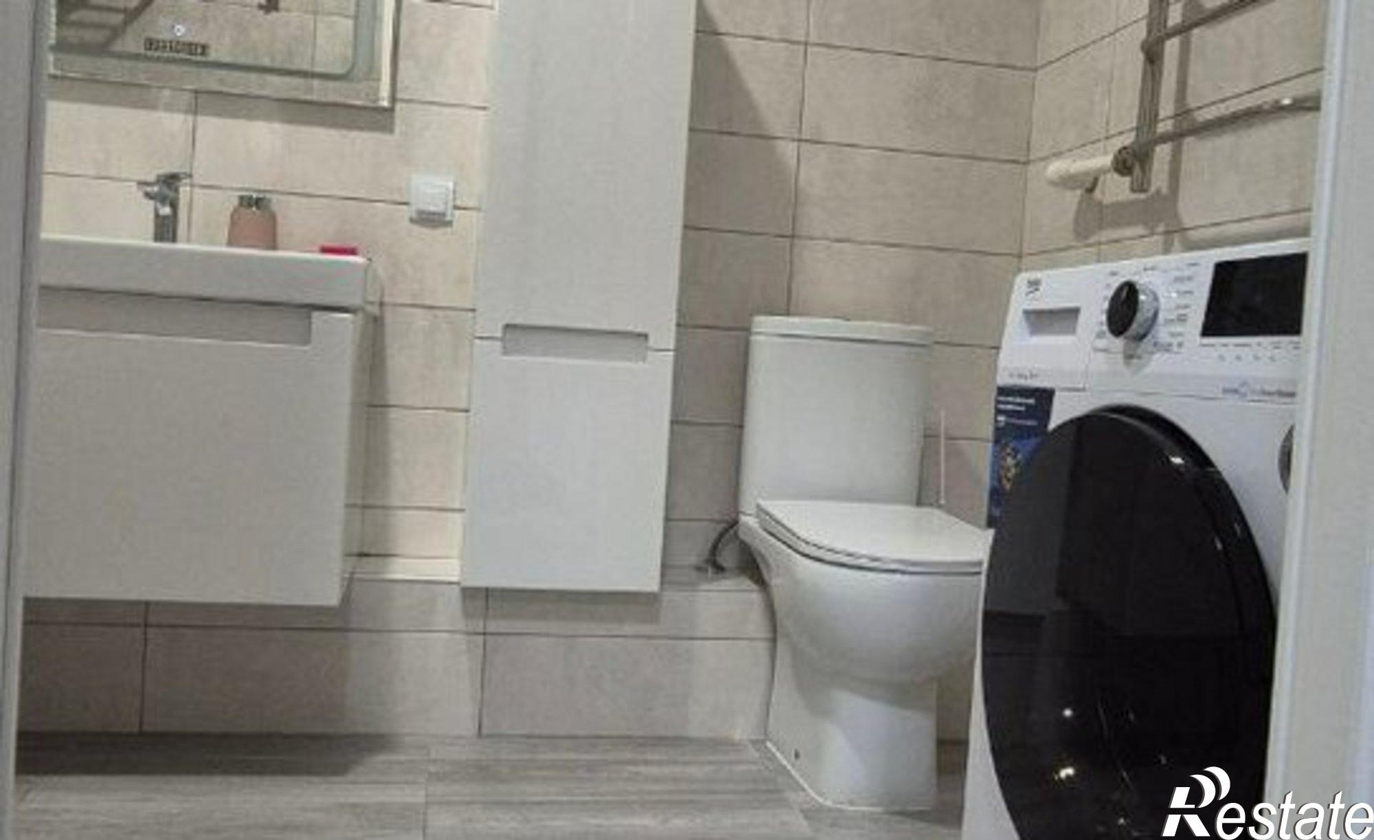 Купить квартиру за 15 800 000 рублей на ул Екатерининская, 177а