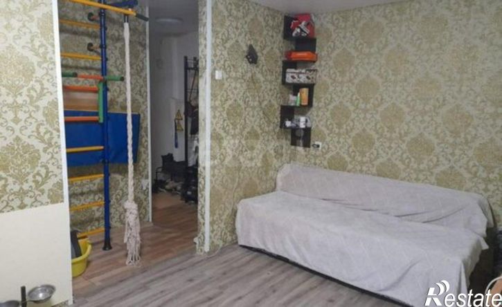 2-комн квартира улица Крупской, 72,  д. 72