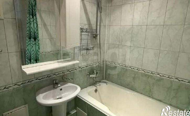 2-комн квартира ул Льва Шатрова, 2,  д. 2