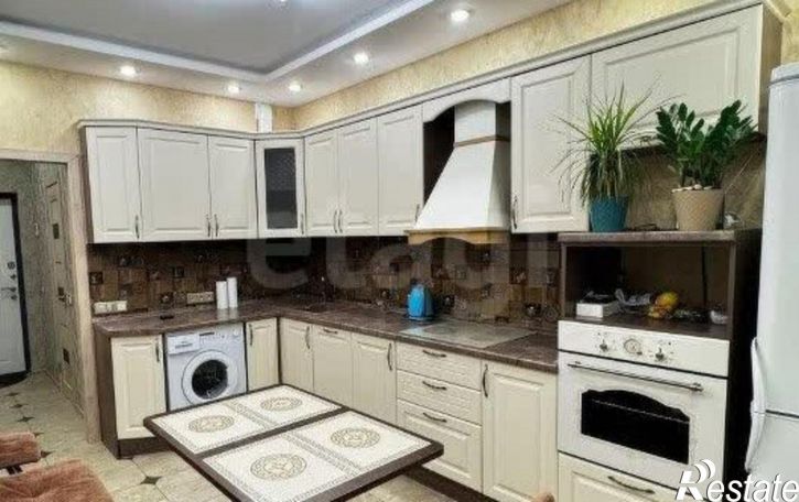 3-комн квартира улица 25 Октября, 70,  д. 70