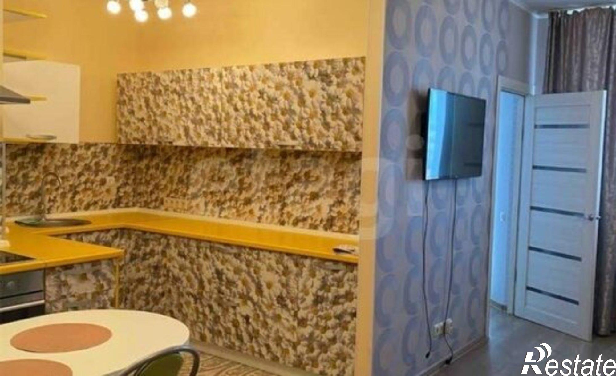 Купить квартиру за 6 700 000 рублей на улица Карпинского, 112