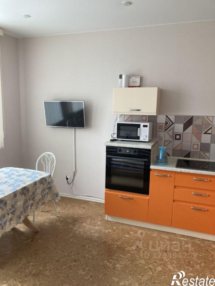 2-комн квартира улица Николая Островского, 52,  д. 52