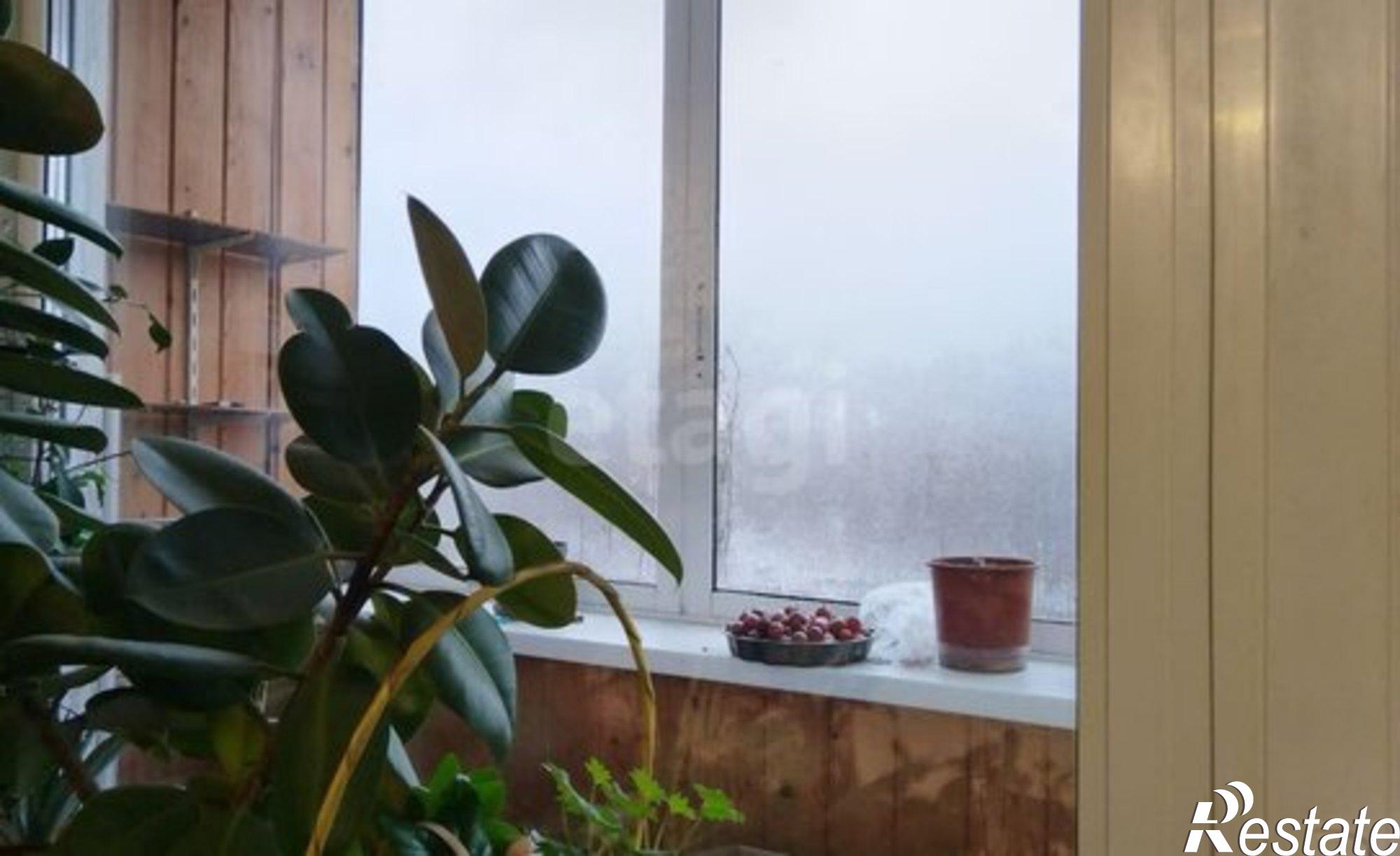 Купить квартиру за 3 300 000 рублей на улица Адмирала Старикова, 17