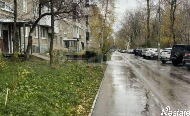 3-комн квартира улица Моторостроителей, 9,  д. 9