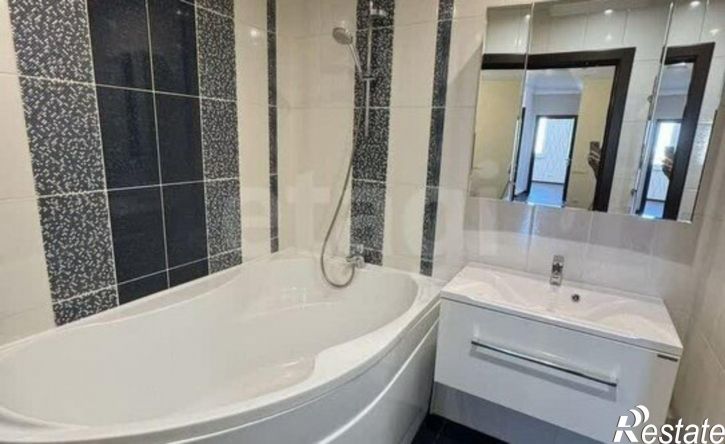 3-комн квартира шоссе Космонавтов, 217,  д. 217