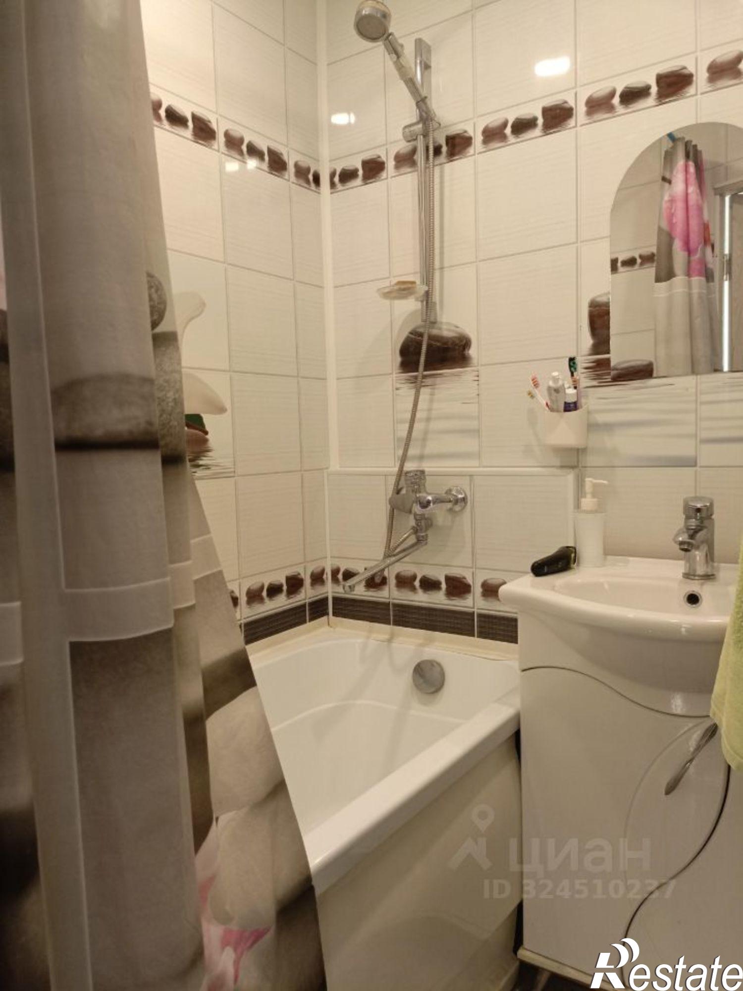 Сдать квартиру за 35 000 рублей на улица Маршала Рыбалко, 41