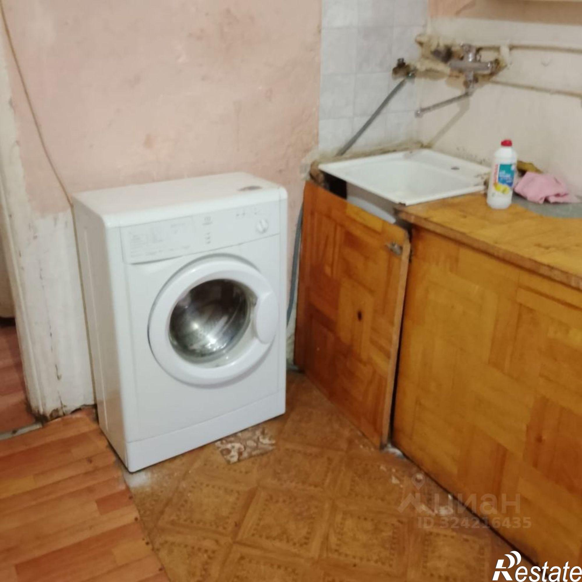 Сдать комнату за 13 000 рублей на бульвар Гагарина, 81/4