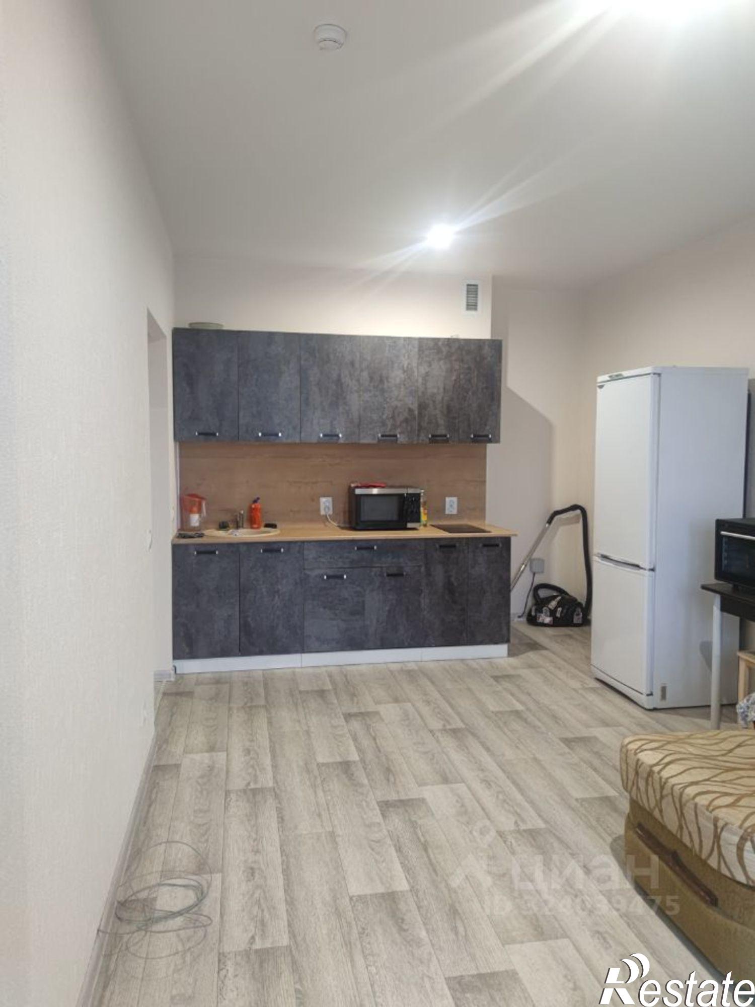 Сдать квартиру за 27 000 рублей на Серебристая улица, 18