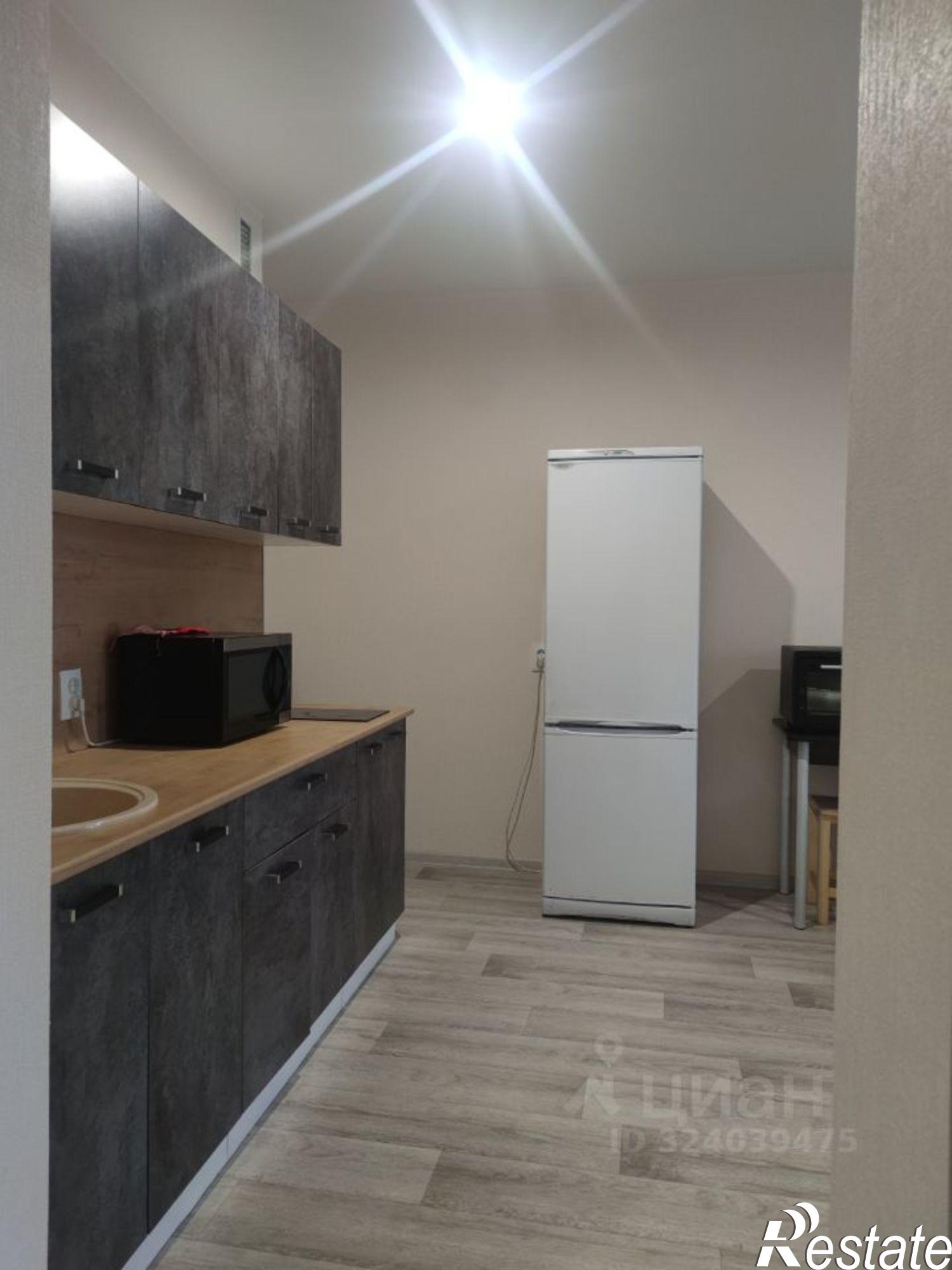 Сдать квартиру за 27 000 рублей на Серебристая улица, 18