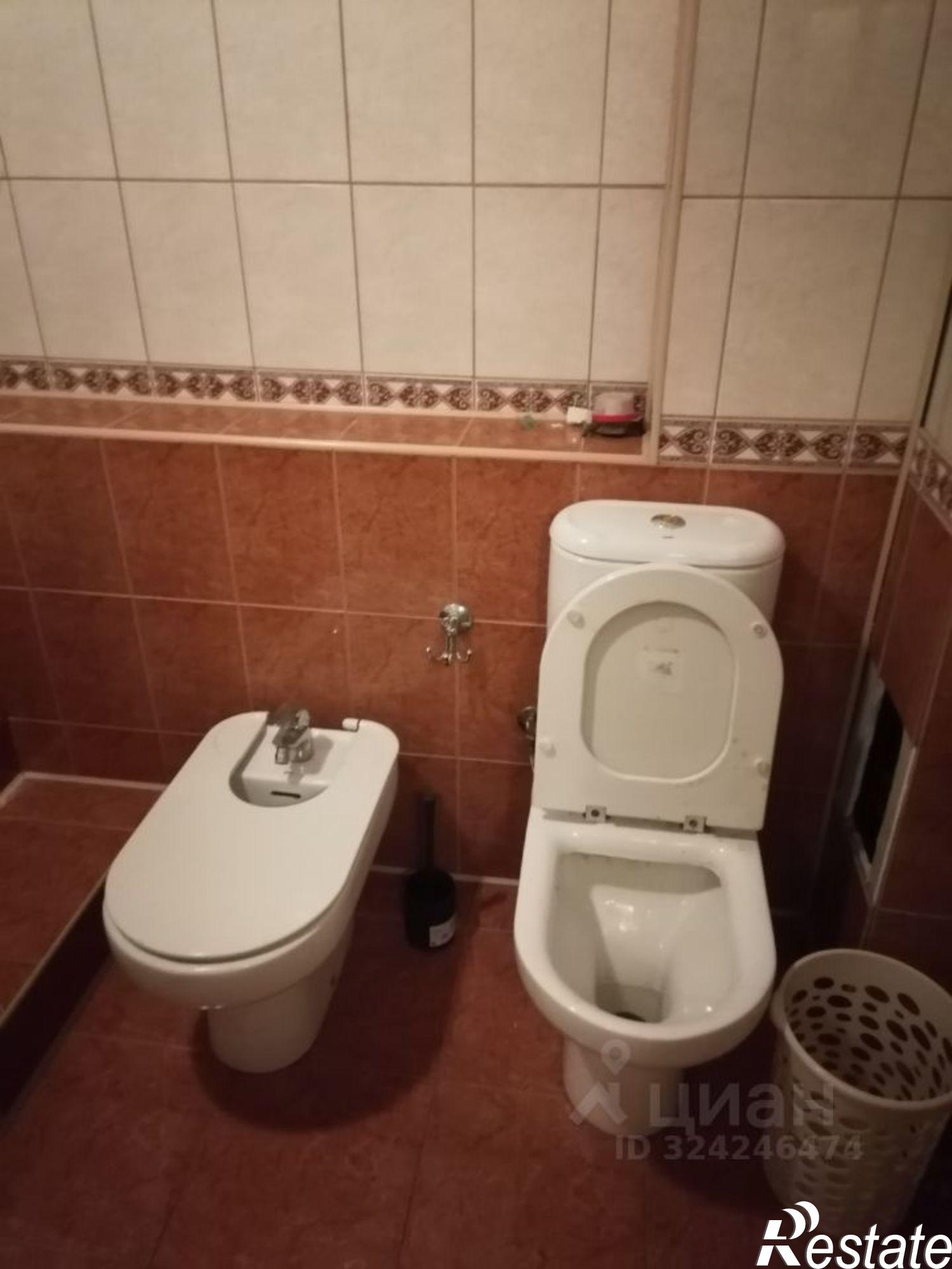 Сдать квартиру за 43 000 рублей на ул Петропавловская, 12