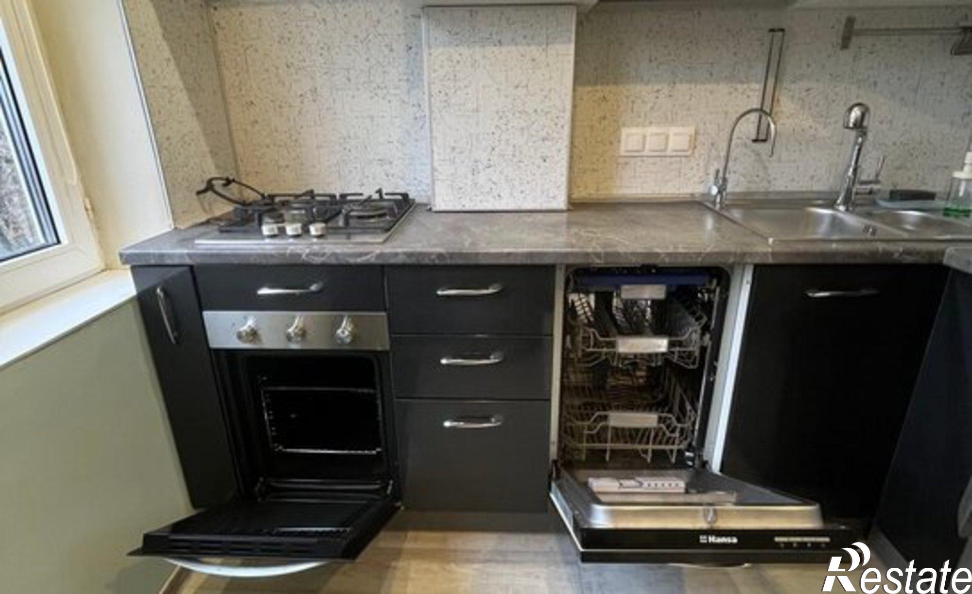 Купить квартиру за 7 000 000 рублей на ул Крисанова, 8