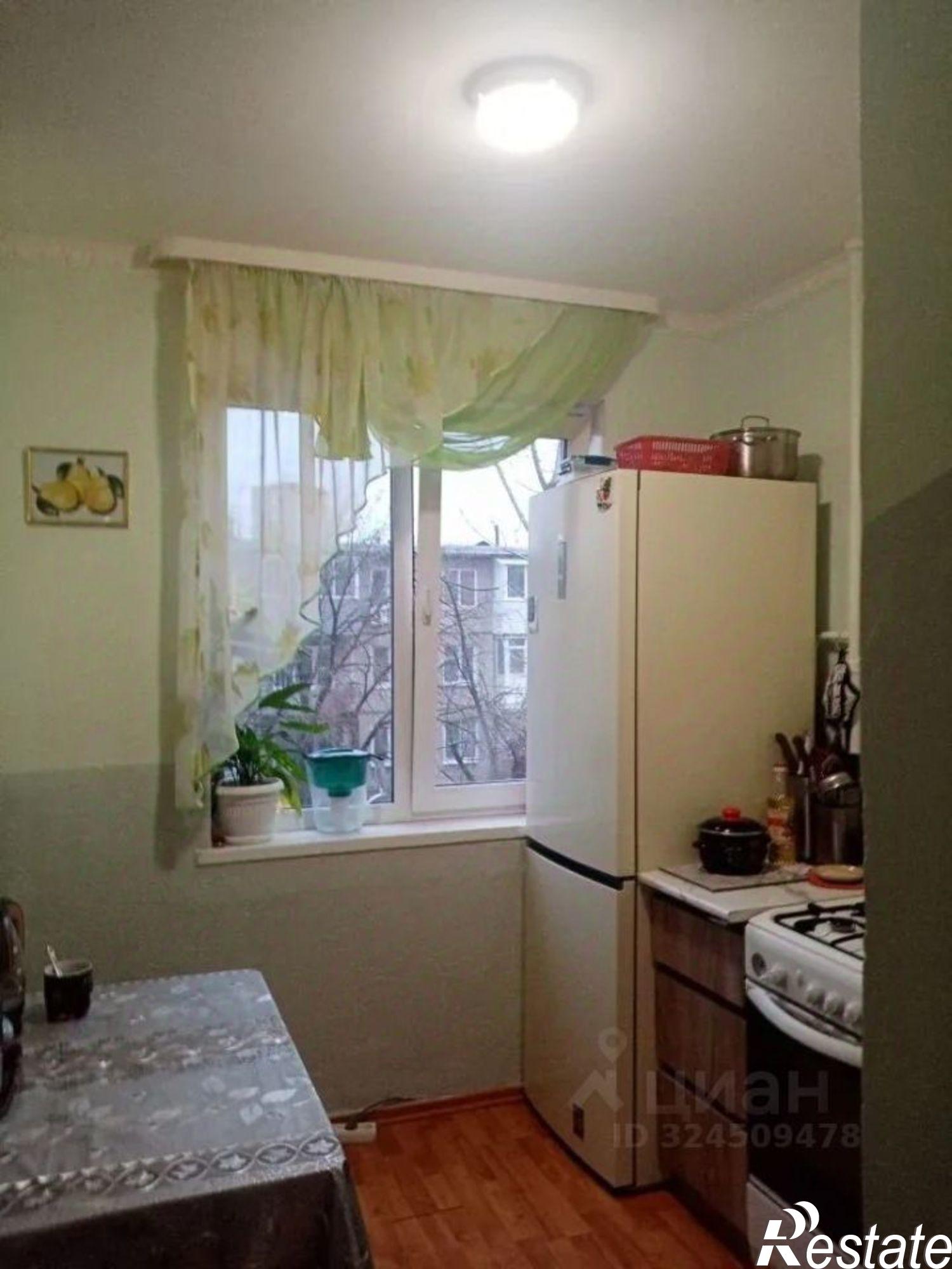 Сдать комнату за 10 000 рублей на улица Мильчакова, 31