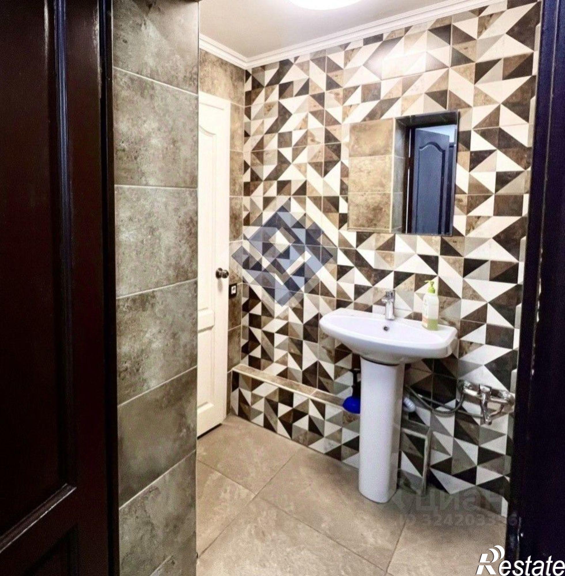 Сдать складское помещение за 15 768 рублей на ул Камчатовская, 5