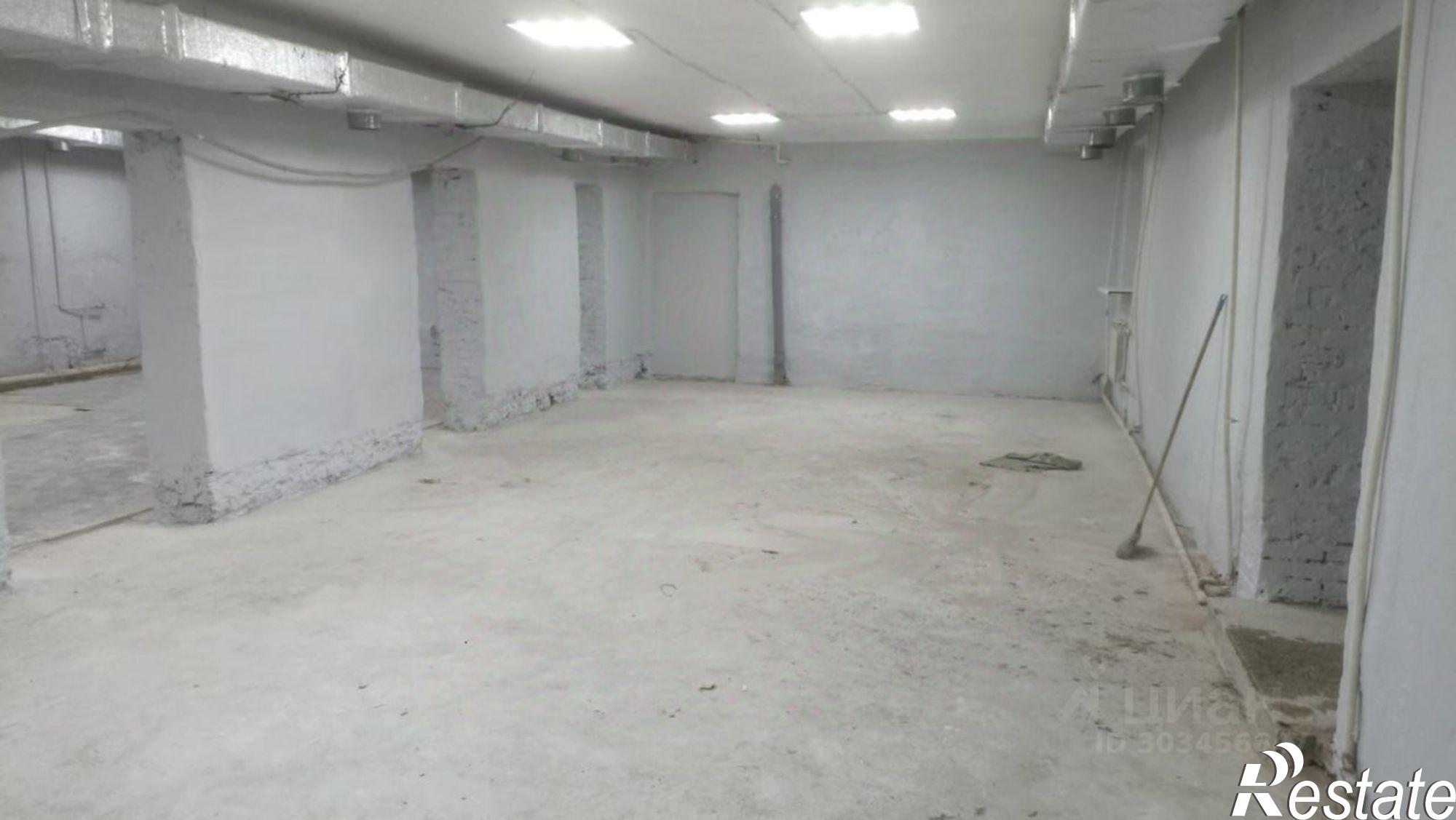 Сдать торговое помещение за 90 008 рублей на улица 25 Октября, 40А