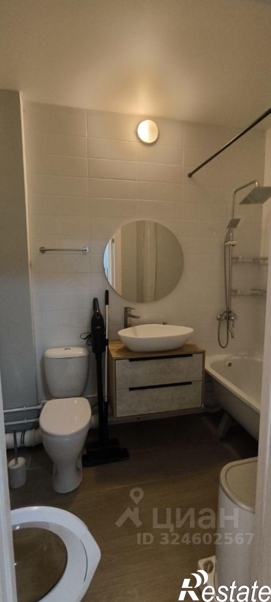 Сдать квартиру за 26 000 рублей на улица Карбышева, 49А