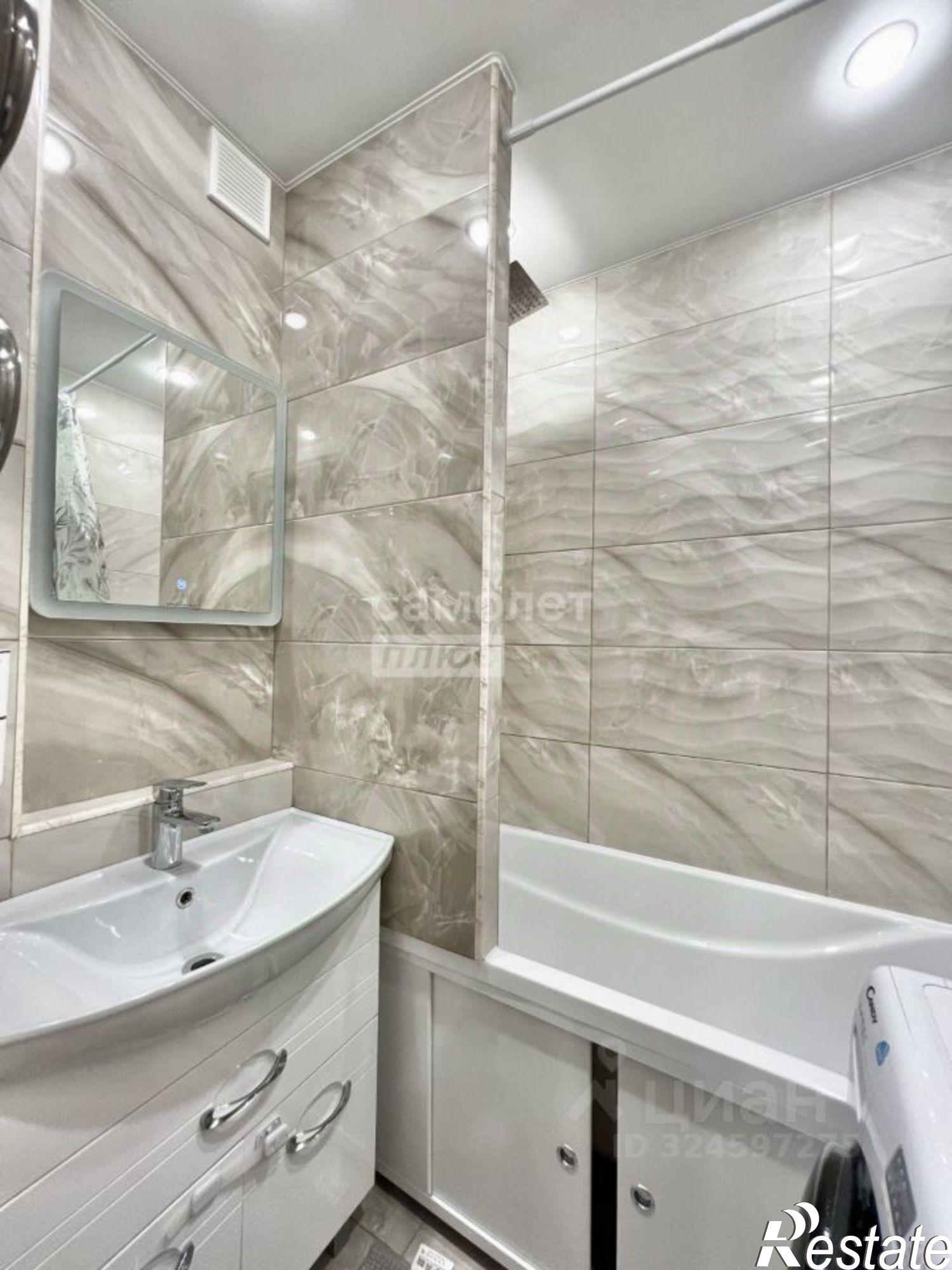 Купить квартиру за 6 100 000 рублей на проспект Декабристов, 2