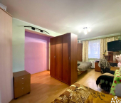 1-комн, 30кв м, этаж 1/4 Студенческая улица, 1