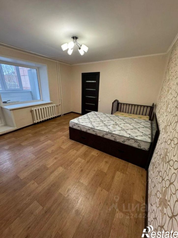 1-комн квартира улица 9 Мая, 1,  д. 1