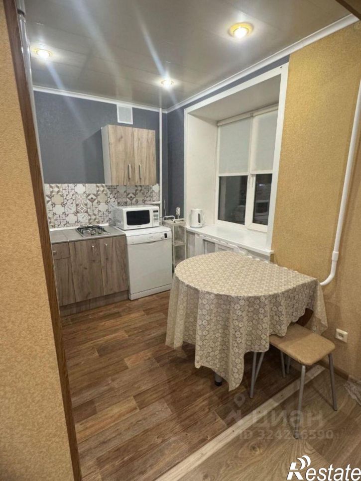 2-комн квартира б-р Гагарина, 19,  д. 19