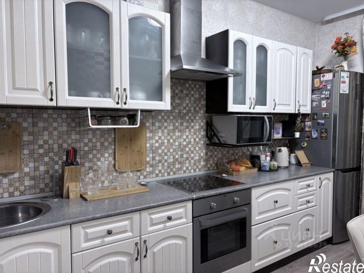 3-комн квартира ул Сакко и Ванцетти, 93а,  д. 93а