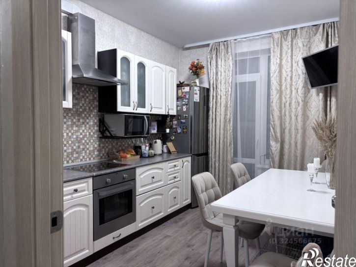 3-комн квартира ул Сакко и Ванцетти, 93а,  д. 93а