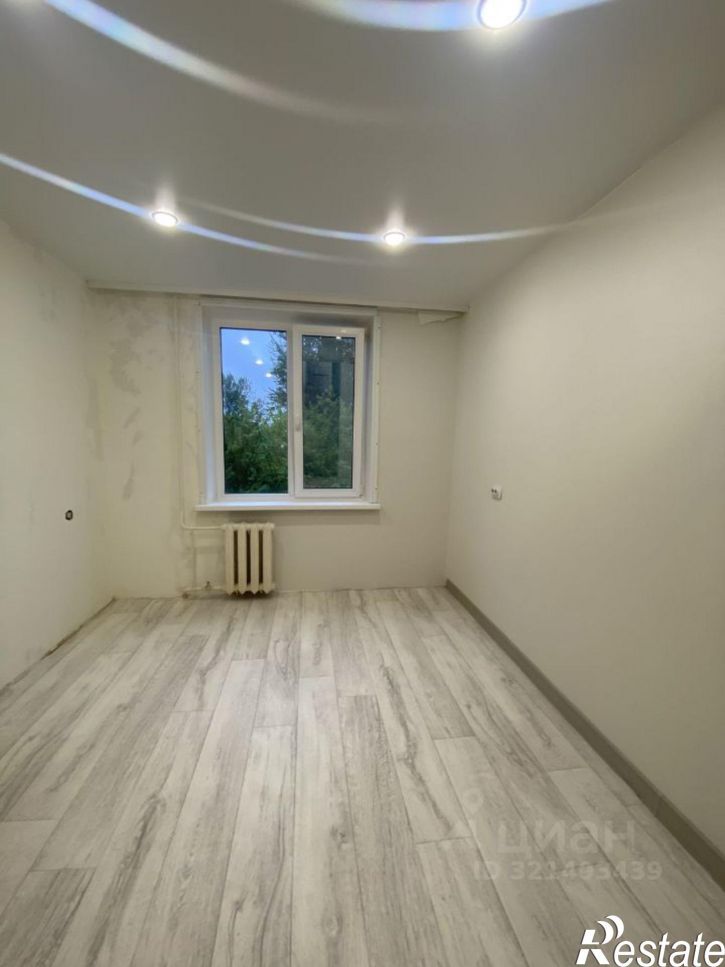 3-комн квартира улица Косякова, 74,  д. 74