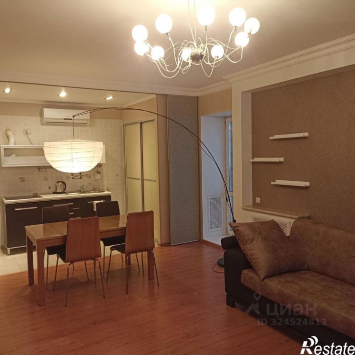 2-комн квартира ул Сусанина, 10,  д. 10