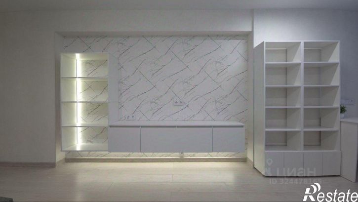 3-комн квартира улица Лодыгина, 44,  д. 44