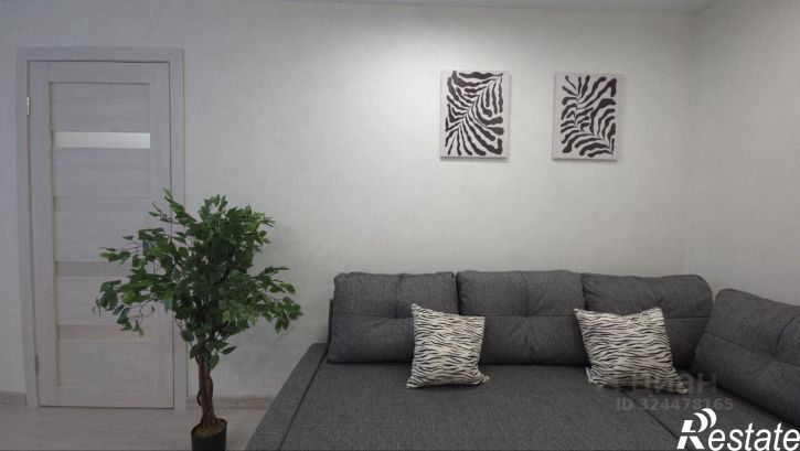 3-комн квартира улица Лодыгина, 44,  д. 44