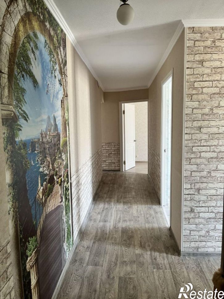 3-комн квартира Уинская улица, 40,  д. 40